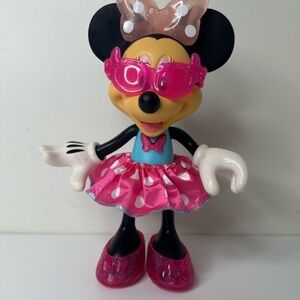 Disney, Minnie Mouse, Singing Glitz & Glam Posable Talking, Color Bow Lights Up